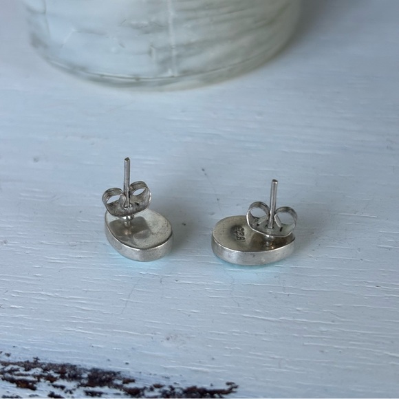 Laramar and Sterling Silver Teardrop Stud Earrings - Picture 7 of 8